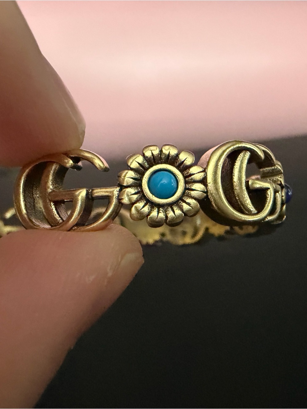 Gucci Double G Floral Open Cuff Bracelet Gold Tone Daisy Motif - Picture 11 of 16